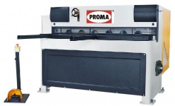 PRGM-1560 x 3 mm Tabuľové elektromechanické nožnice na plech